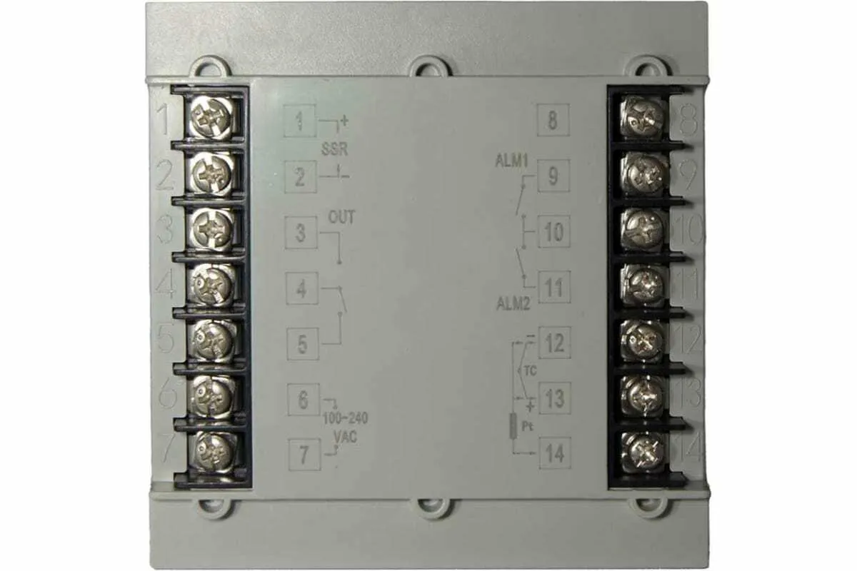 INNOCONT Температурный контроллер, 2 дисплея, 4 разряда, 96x96x63 мм, 2 аварийных выхода, 110-220VAC, выход: реле + твердотельное реле TR-B-L