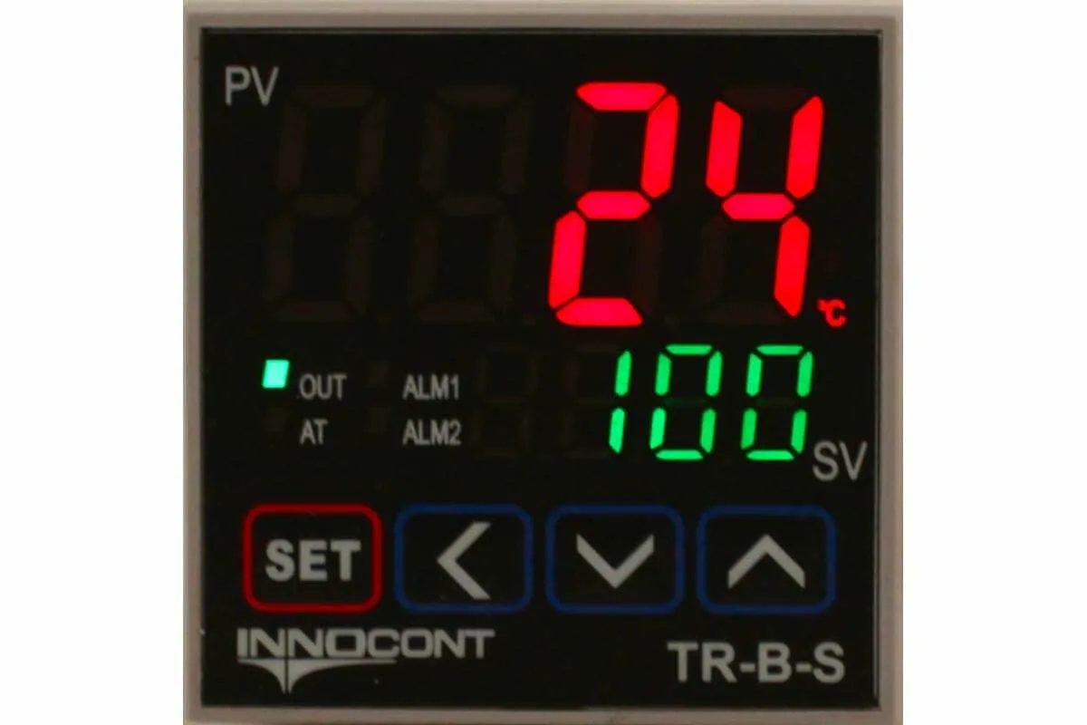 INNOCONT Температурный контроллер, 2 дисплея, 4 разряда, 48x48x60 мм, 2 аварийных выхода, 110-220VAC, выход: реле + твердотельное реле TR-B-S